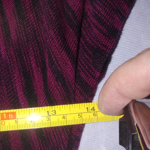 Ricki's small blouse - Picture 5 of 7